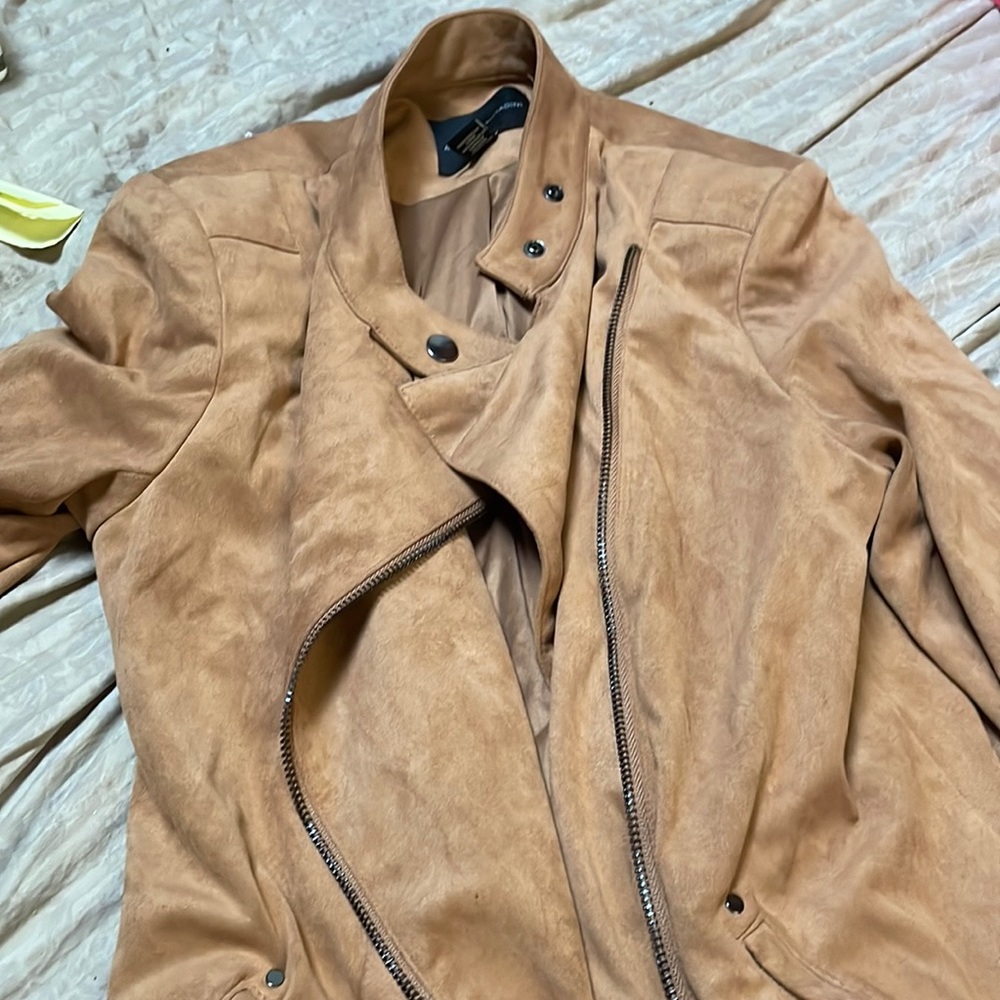 Adrienne Vittadini jacket !! Brown suede like adorable with jeans and a cute top